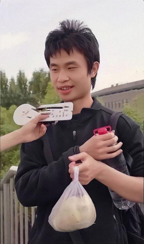 韦东奕女朋友闺蜜爆料视频,揭秘神秘恋情细节  第2张