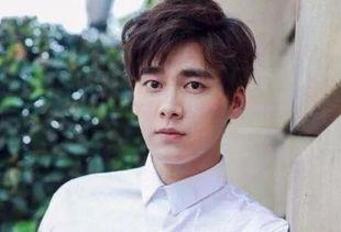 李易峰爆料人最新消息,揭秘娱乐圈惊人内幕！  第3张