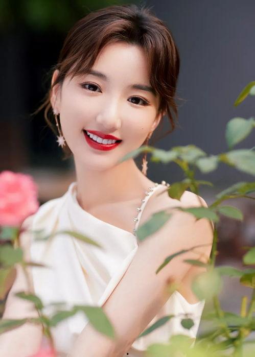 娱乐圈女主爆料小说推荐,揭开明星背后的秘密与真相  第3张